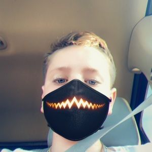 Meet your Posher, Connor